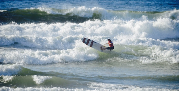 Le basque Edouard Delpero champion d'Europe de longboard à Casablanca !