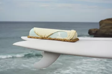 "Bord de Vague, la Bûche de Noël" de l'Hôtel du Palais