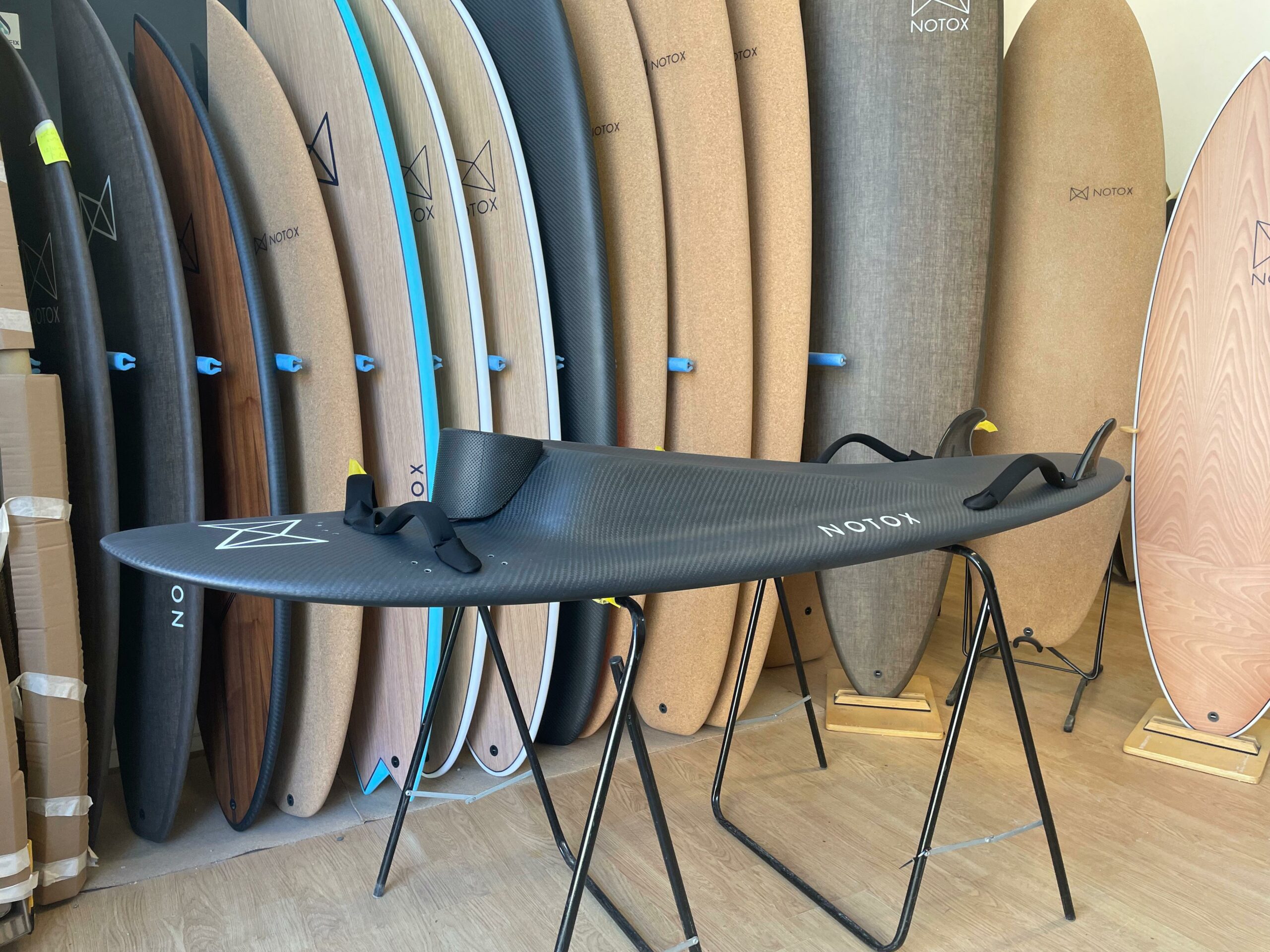 HandySurf : à Anglet, NOTOX invente la planche de surf
